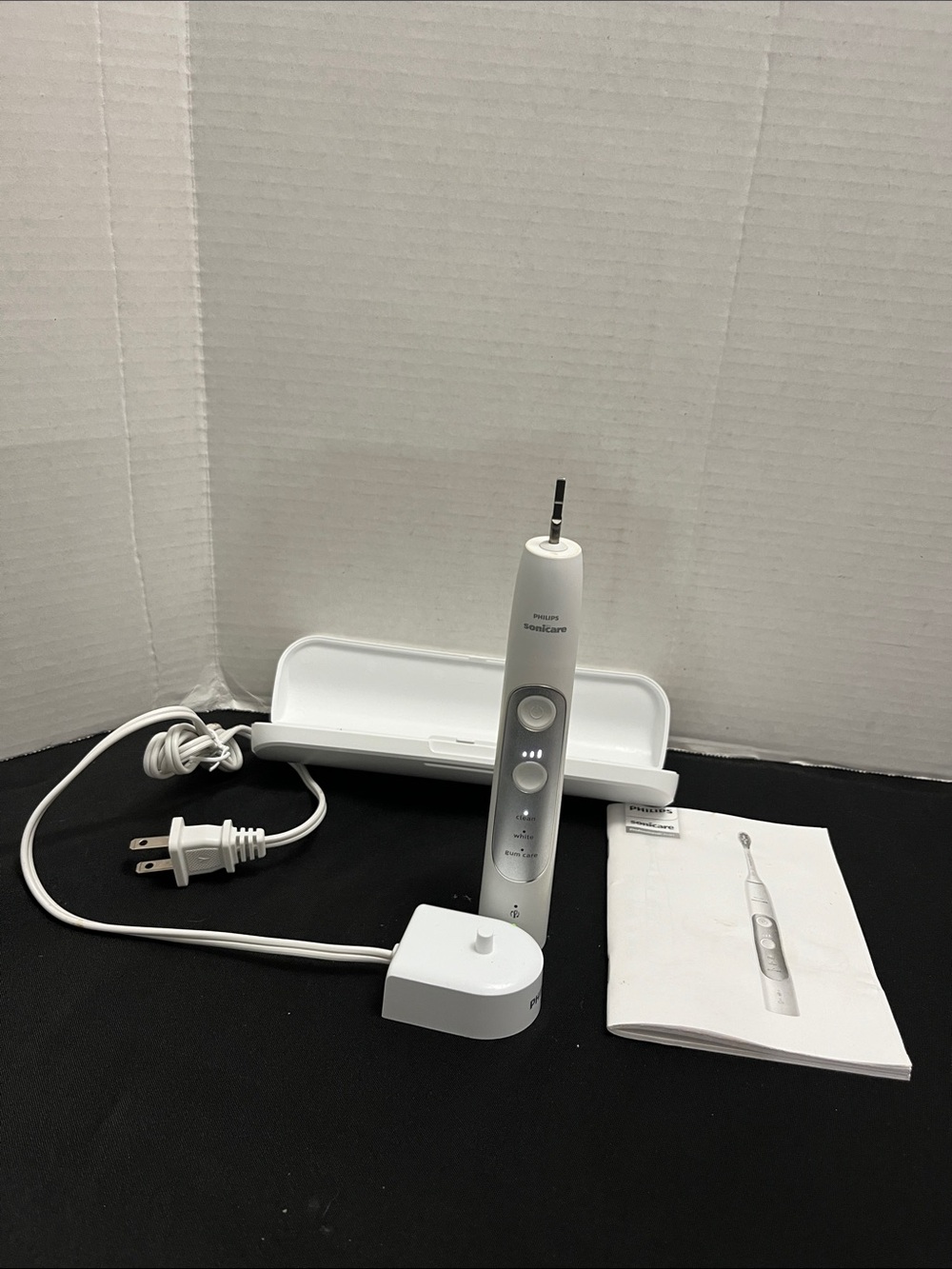 Philips White Rechargeable Sonicare Toothbrush Handle with Charger and Case